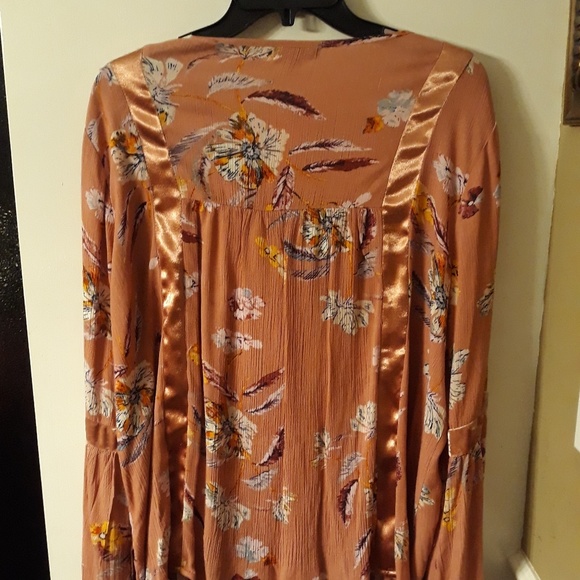 Wonderly shiry - Picture 2 of 3